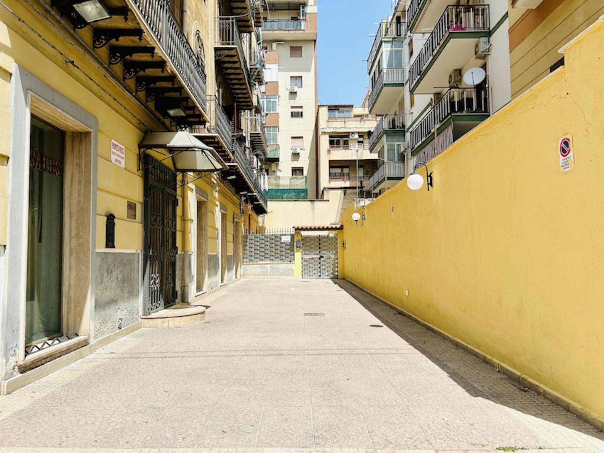 Palermo Central المظهر الخارجي الصورة